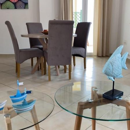 Theasis Apartment Pera Gyalos Zewnętrze zdjęcie